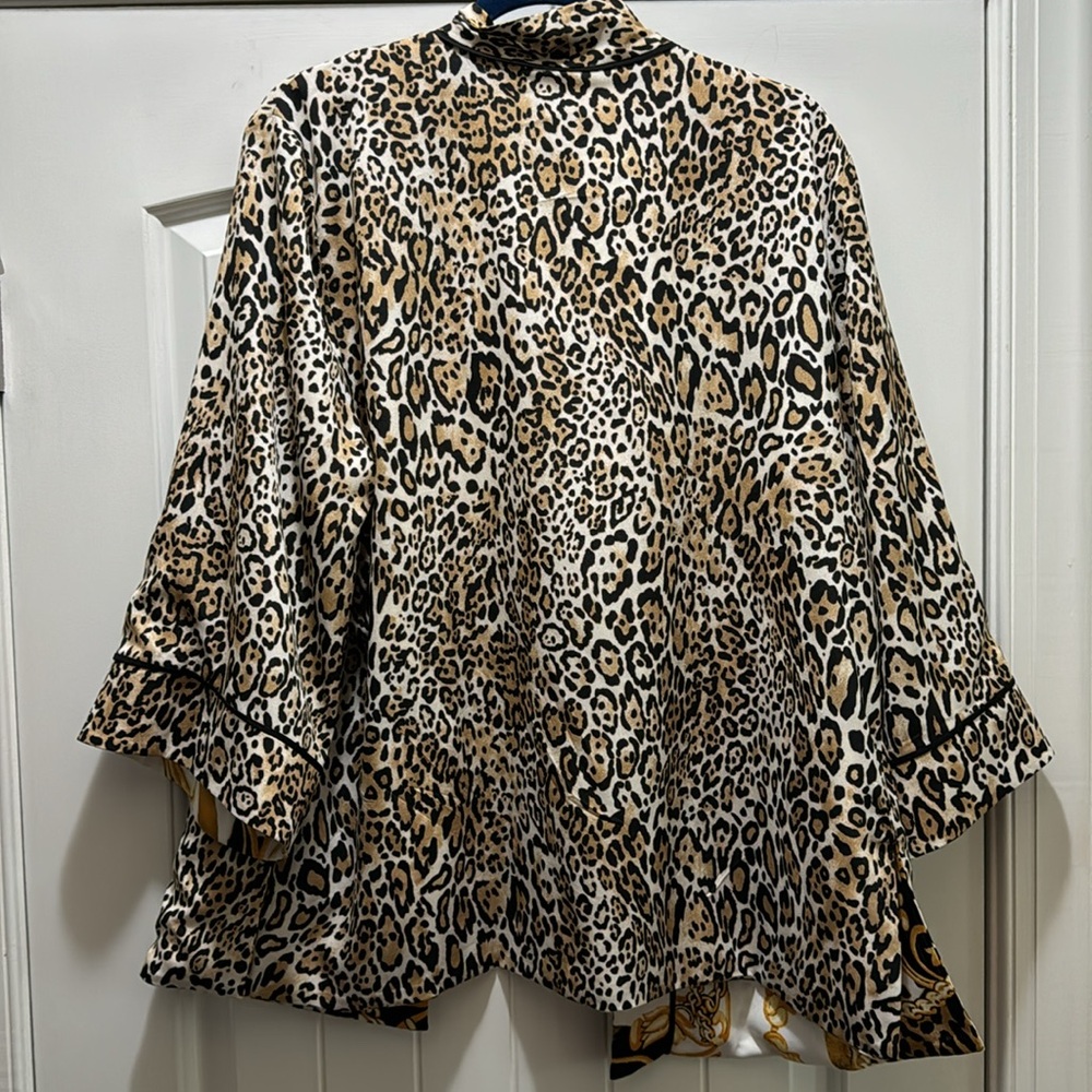 Chicos Reversible Satin Jacket. - image 4